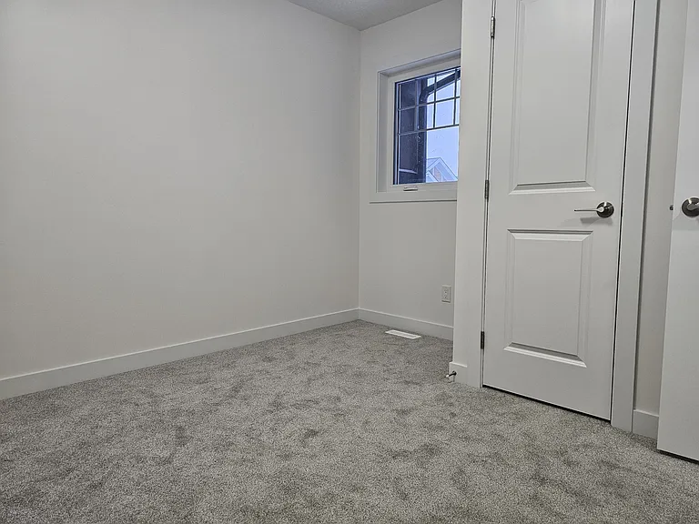 740 Daniels Way SW #8 — Photo 10