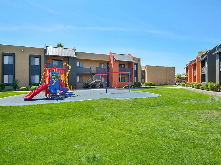Onnix Apartments — Photo 22