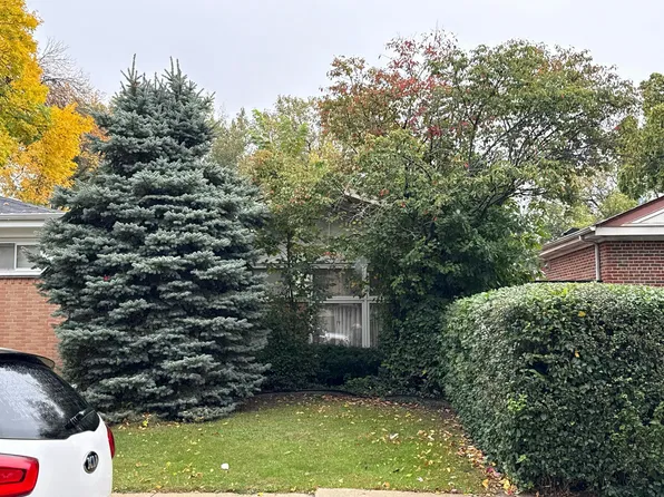 5751 N Jersey Ave, Chicago, IL 60659