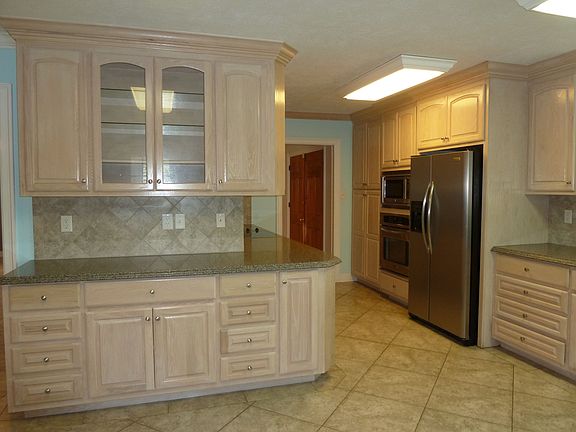 4th image of 3740 Wheat Dr