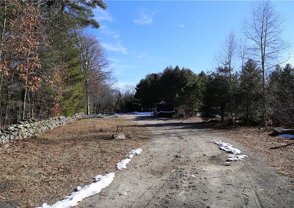 300 Buxton St, North Smithfield, RI 02896 Zillow