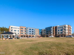 2425 Gathering Square Ct, Fuquay Varina, NC 27526