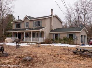 390 Jennifer Ln, East Stroudsburg, PA 18302