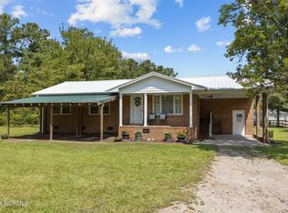2228 Highway 24, Newport, NC 28570
