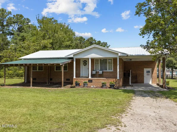 2228 Highway 24, Newport, NC 28570