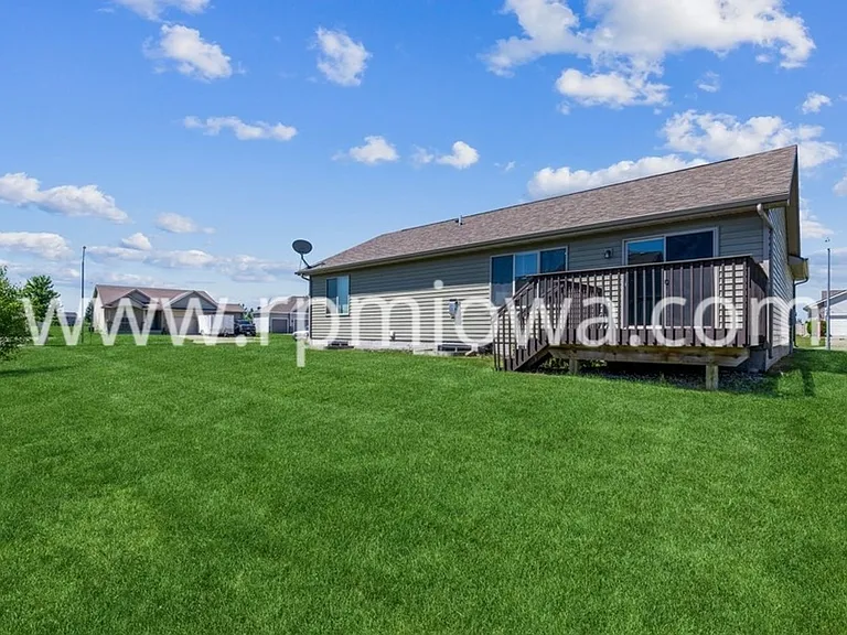 3709 NW Kline St — Photo 15