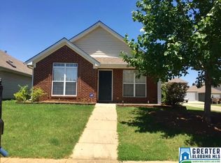 1105 Village Trl, Calera, AL 35040