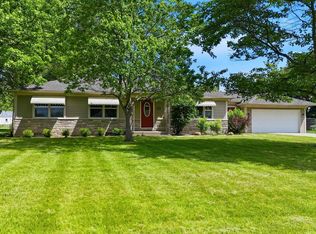 1802 Gillmore Dr, Fort Wayne, IN 46818