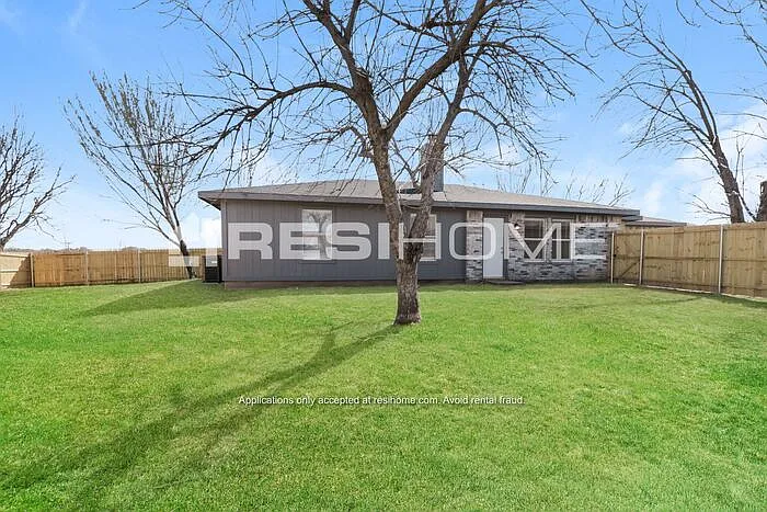 10427 Blackjack Oaks Dr — Photo 13