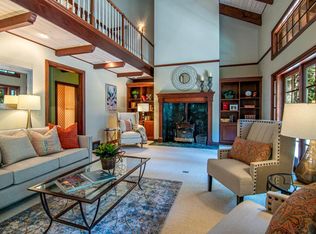 17240 Laurel Rd, Los Gatos, CA 95033