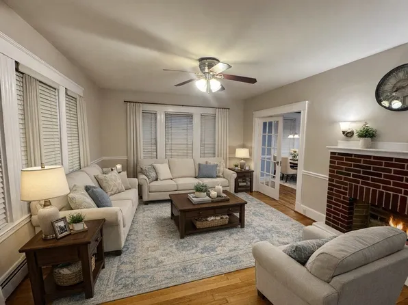 41 Cleveland Ave, Braintree, MA 02184