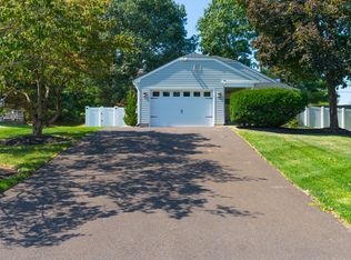 103 Sycamore Cir, Chalfont, PA 18914