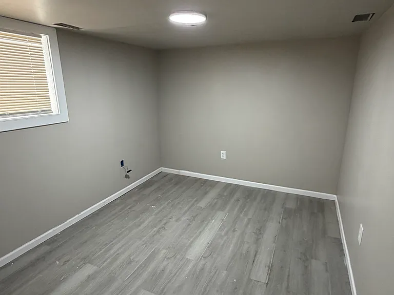 1121 Polk St — Photo 17