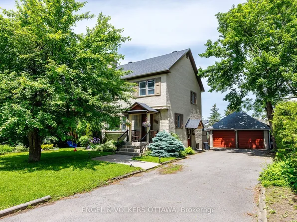 225 Pleasant Park Rd, Ottawa, ON K1H 5M4