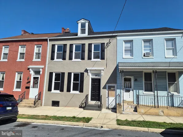 553 Walnut St, Columbia, PA 17512