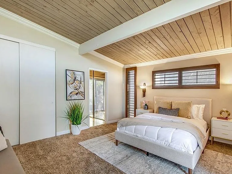 5102 Medina Rd — Photo 13