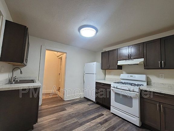 3rd image of 1224 V St Unit 1