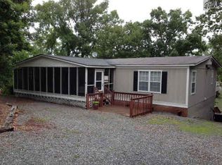 315 Molly Creek Cir, Ridgeway, SC 29130