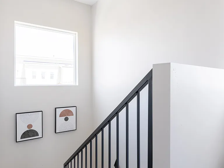 6237 Hobart St — Photo 14