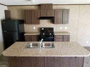 84 Pinewood Est, Chillicothe, IL 61523