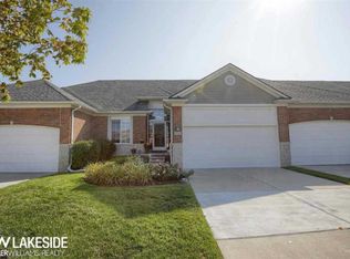 49290 Village Pointe Dr, Shelby Township, MI