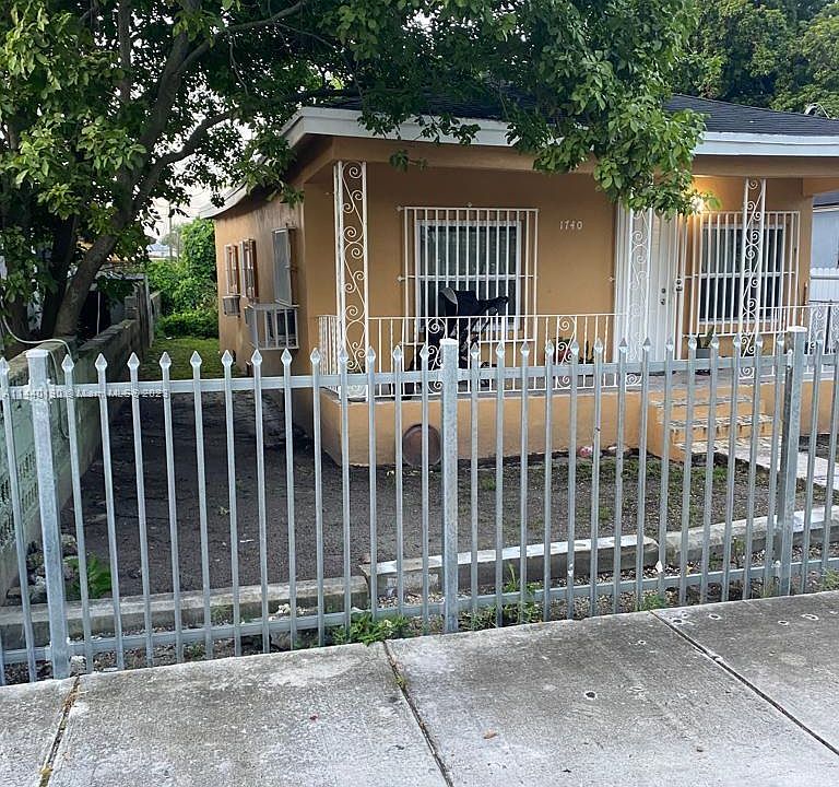 2nd image of 1740 NW 67th St