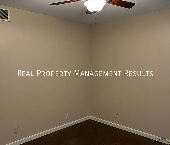 4002 Petes Ct #4002 — Photo 5