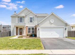222 S Cranberry St, Bolingbrook, IL 60490