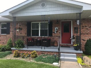 101 Limestone Dr, Eleanor, WV 25070