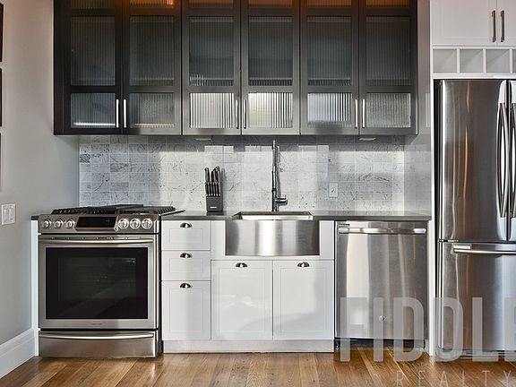2nd image of 4441 Purves St APT 1904