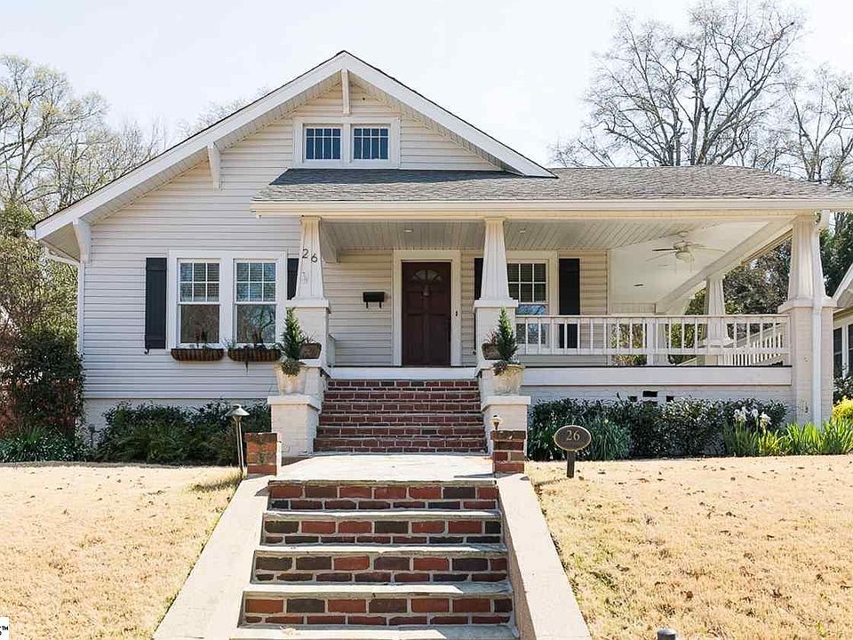 1st image of 26 Tindal Ave