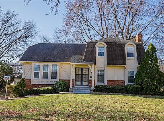 2nd image of 9241 Grandview Dr