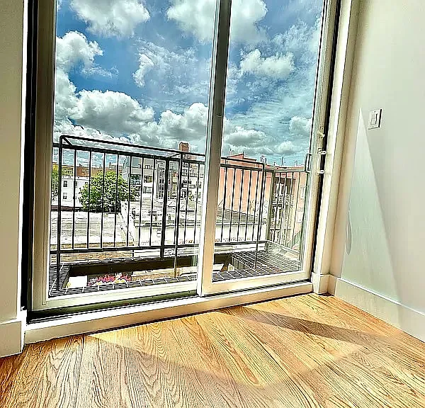 959 Metropolitan Ave #3B — Photo 21