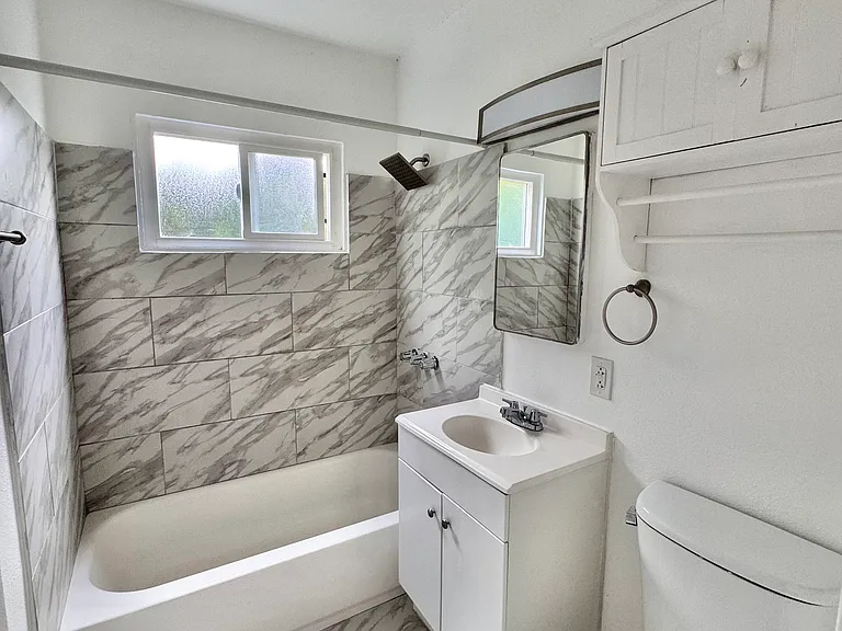 12711 Pacific Ave #1 — Photo 5