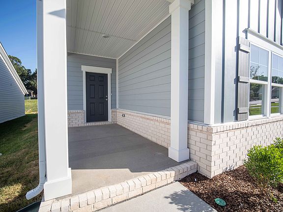 5th image of 521 Banchory Dr Lot 5