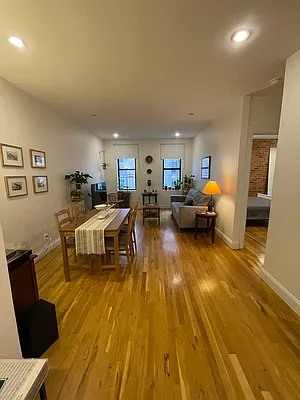 Rented by PMG Real Estate  | media 29