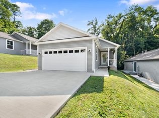 117 Springlake Ave, Hillsboro, OH 45133