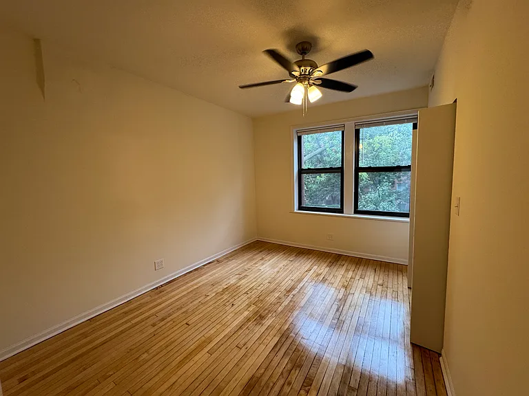 923 N Leavitt St #2 — Photo 8
