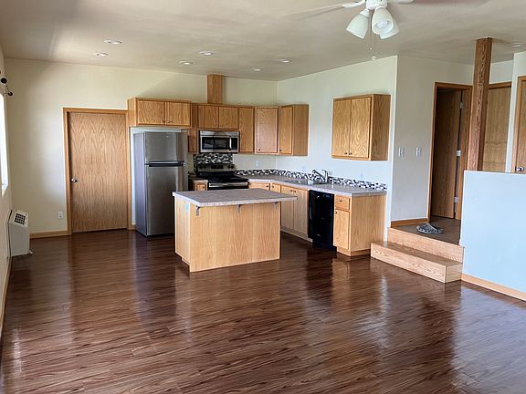 5th image of 10810 Northslope Dr #B