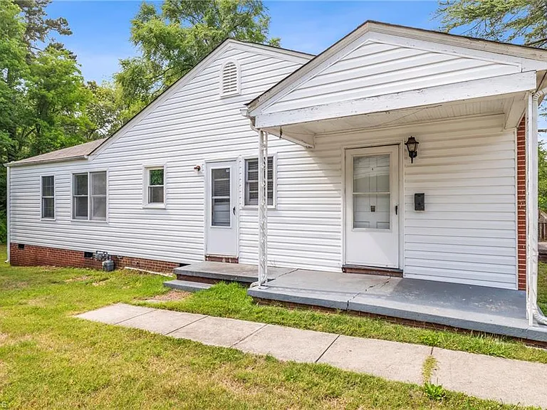 720 S Elam Ave — Photo 18