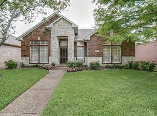 5323 Gatesworth Ln, Dallas, TX 75287