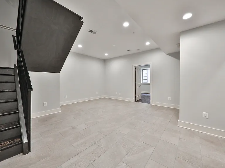 1322 N Franklin St #1 — Photo 13