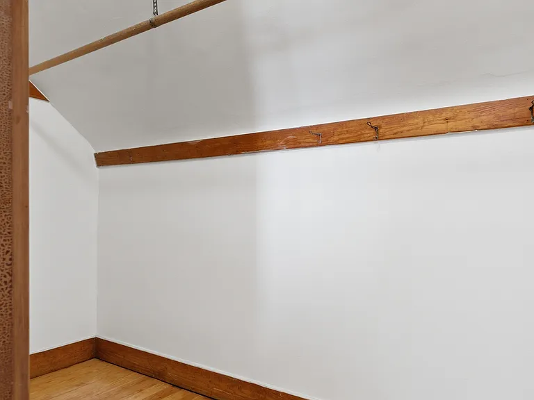 1154 Hotz Ave — Photo 13