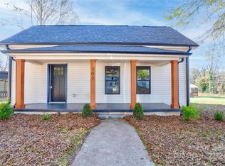 702 Maple St, Cherryville, NC 28021