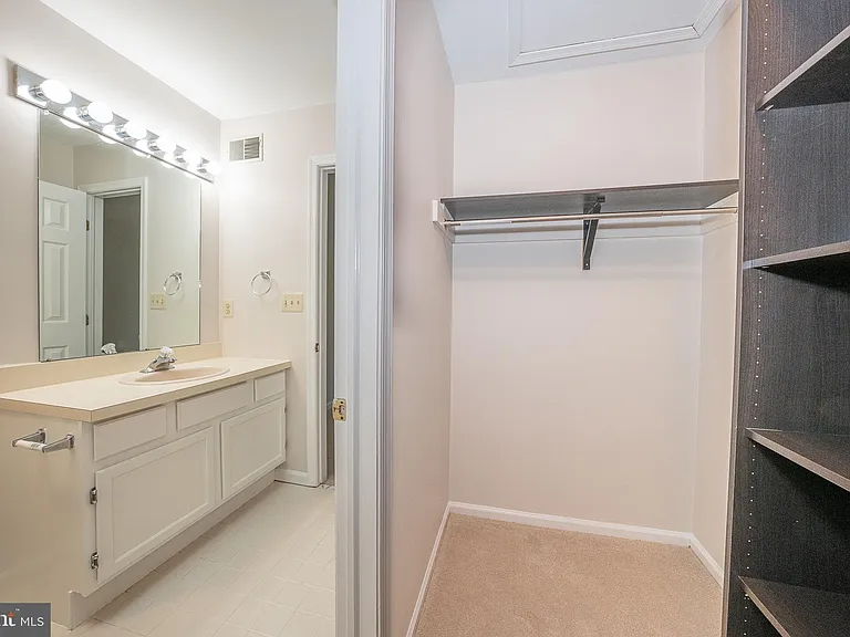 16 W Harrison Rd #16 — Photo 44