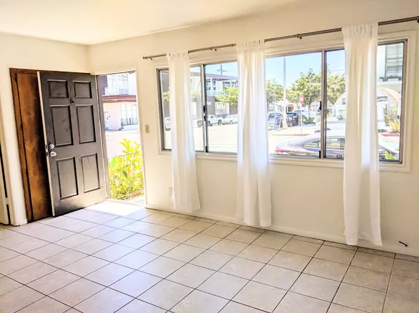 1455 9th St #1, Santa Monica, CA 90401