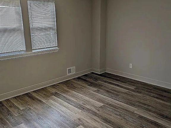 5th image of 7837 Hillsway Ave