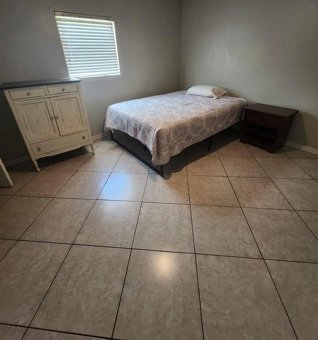 2 bed, 928 sqft, $975 — Photo 4