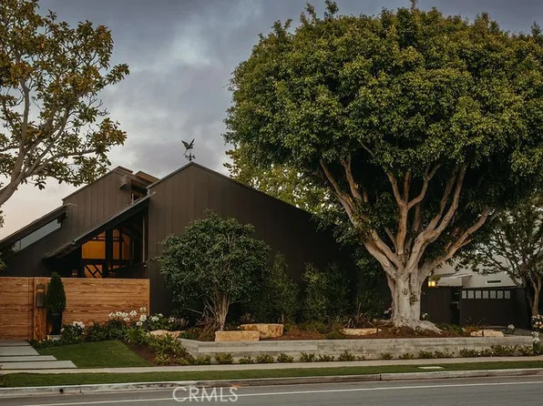1534 Santiago Dr, Newport Beach, CA 92660