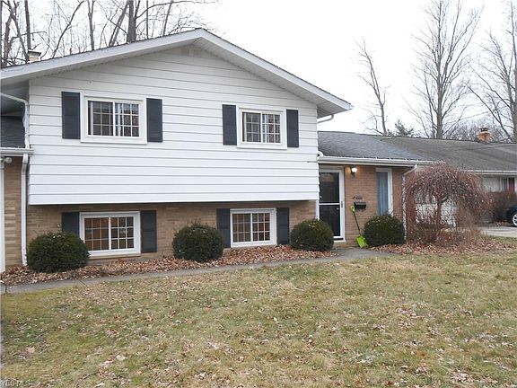 2nd image of 4990 Devon Dr